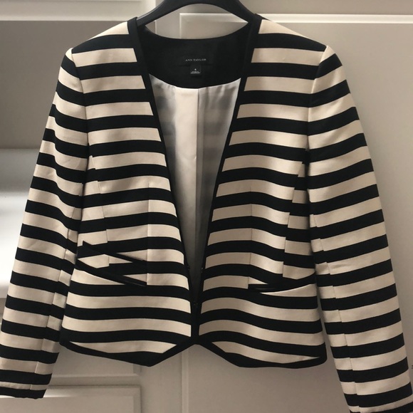 ANN TAYLOR Blazer - Picture 2 of 7
